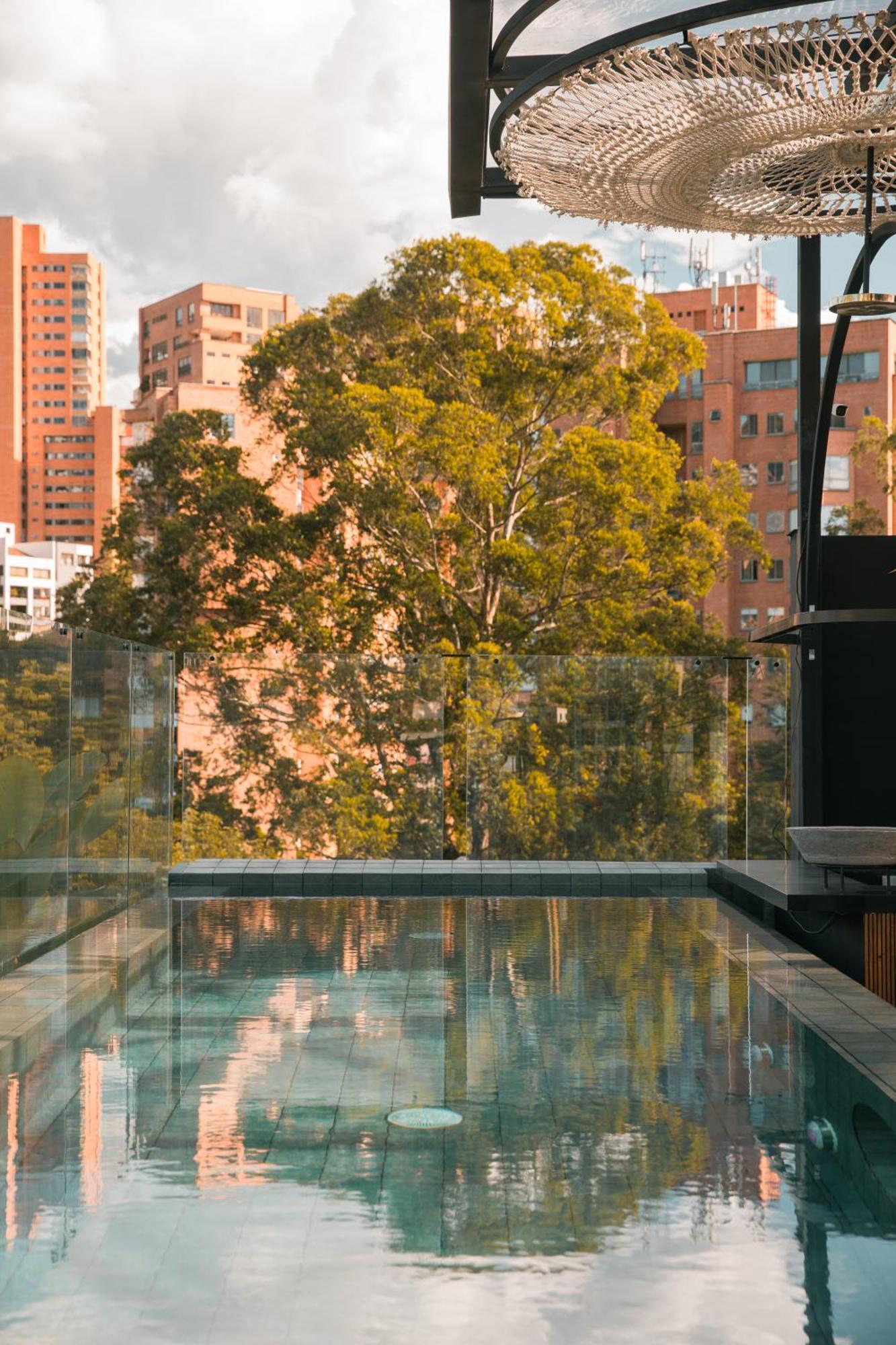 Selvario 36 Hotel Medellin Bagian luar foto